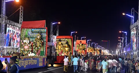 Durga Puja Red Road carnival thumbnail
