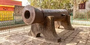 Dalmadal Cannon and fort gates