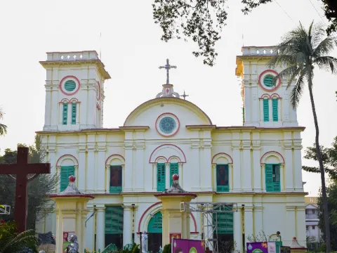 sacred-heart-church-listing.webp