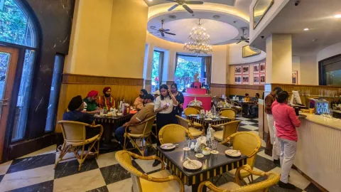 Flury's Eatery